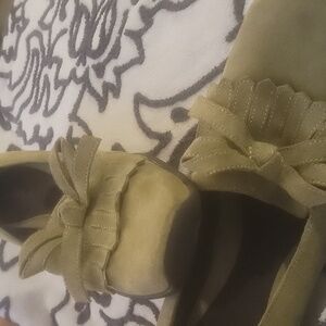 AEROSOLES Olive Green Flats